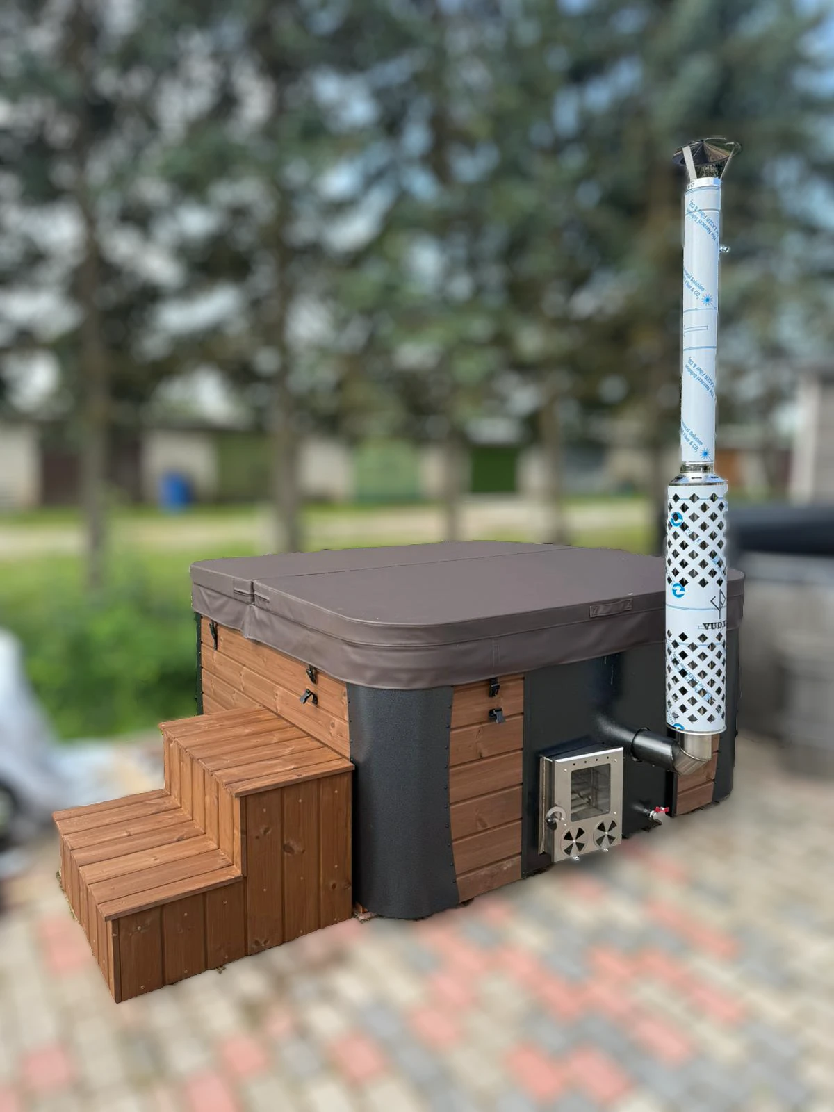 Rectangle hot tub